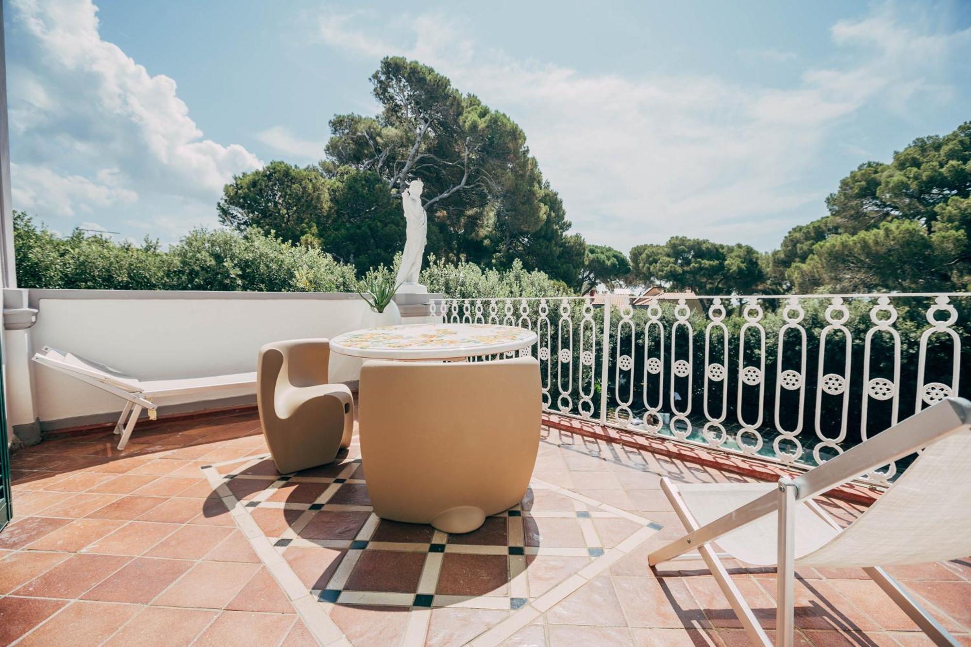 Villa Giulietta Hotel Кастильончелло Экстерьер фото